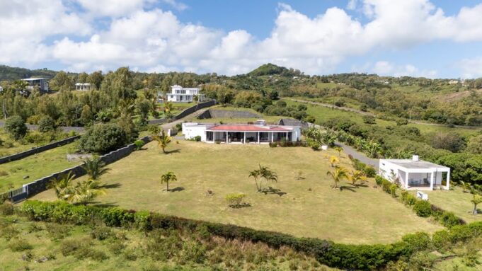 Villa Charlotte & Petit Charlot 41632861996863488_n Villa Charlotte & Petit Charlot